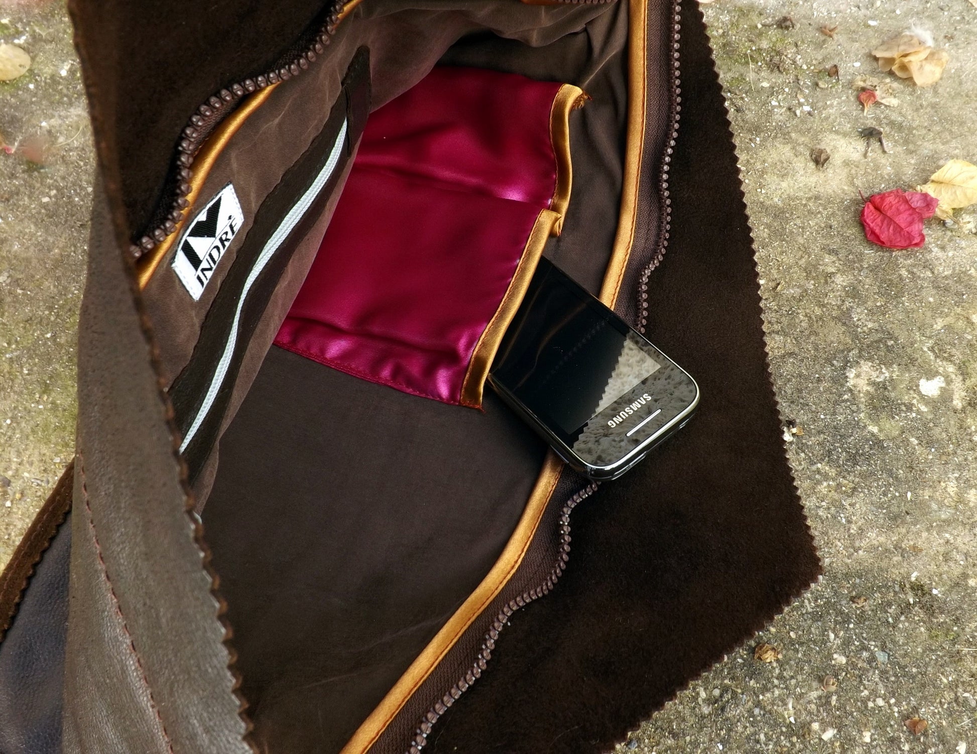 Big upcycled vintage leather clutch by Hello My Goddess (inside)