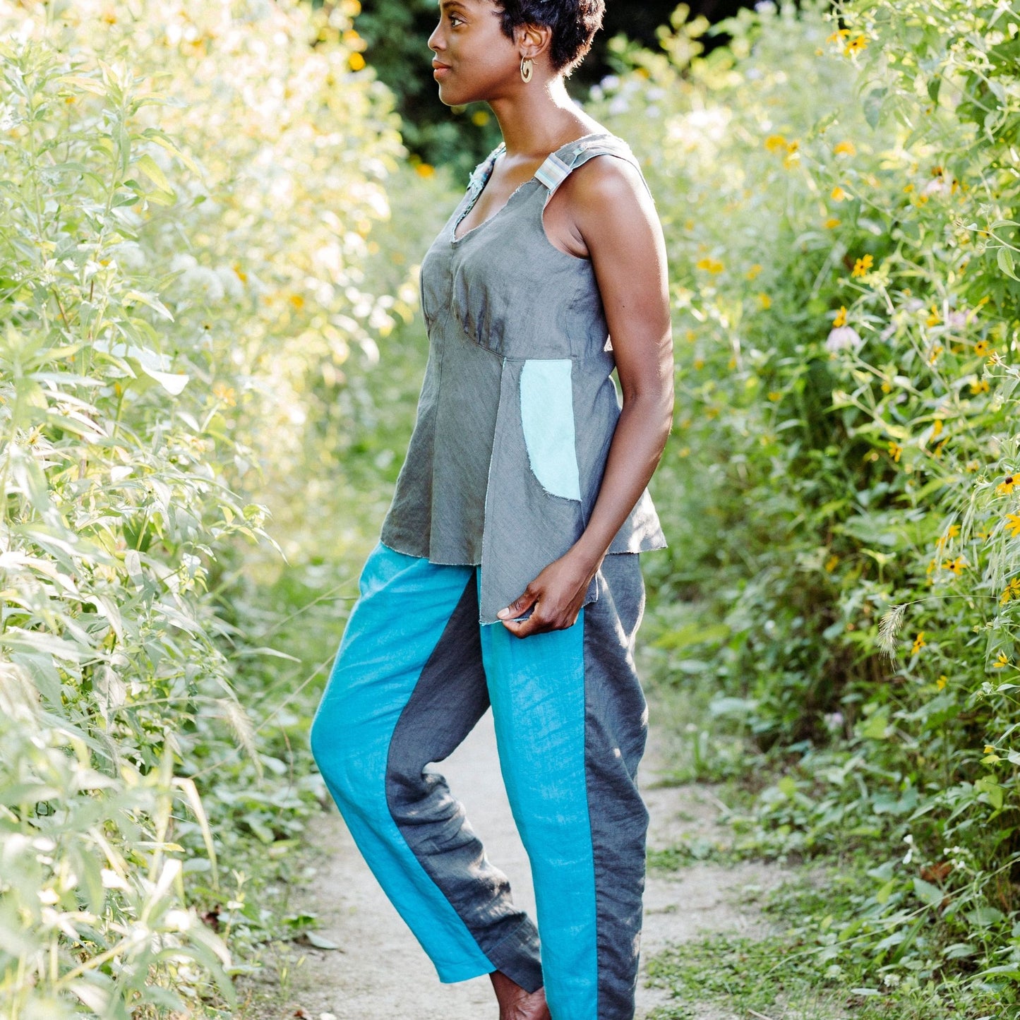 Two-tone Linen pants by Hello My Goddess