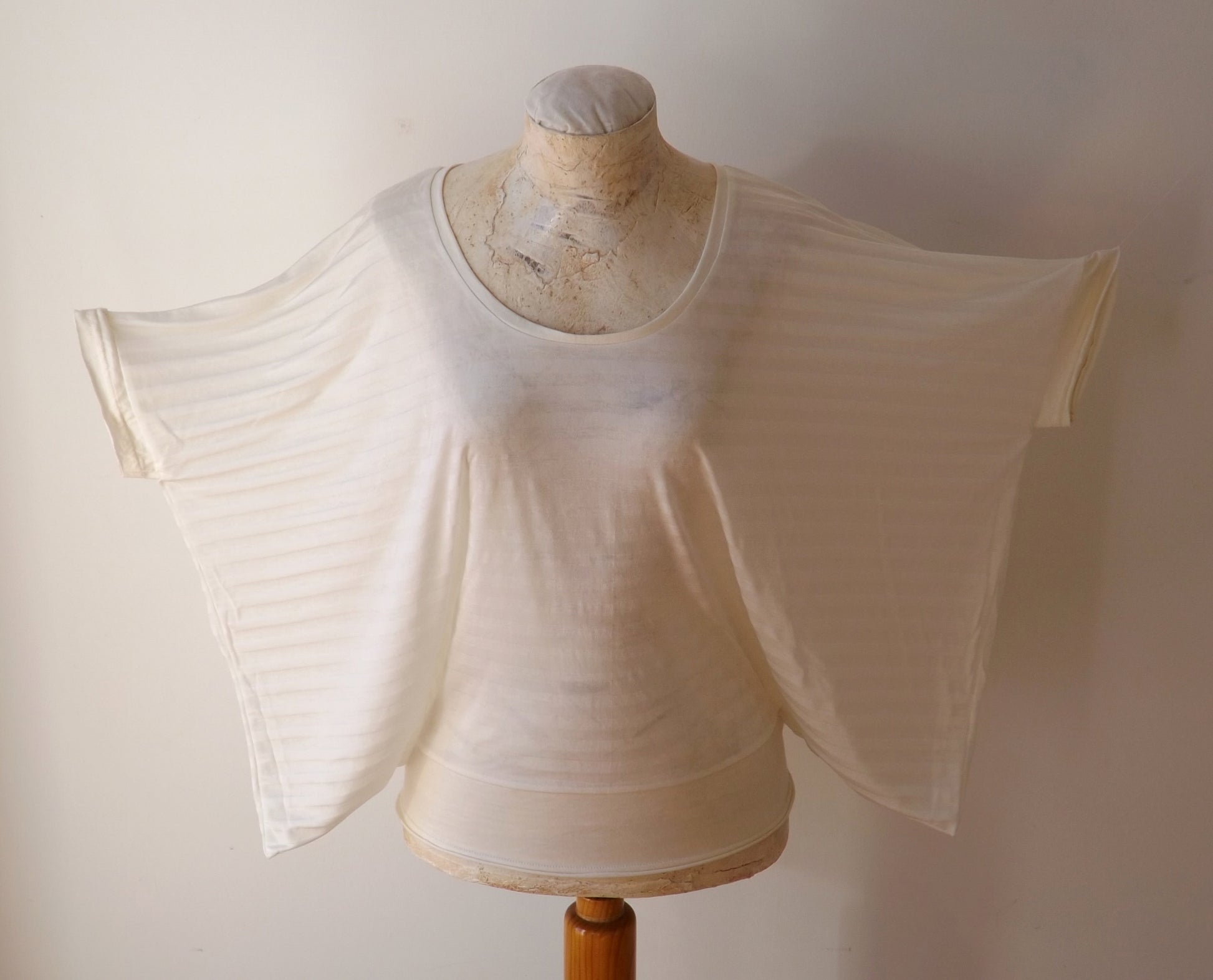 Oversize TOP ivory silk cotton batwing sleeve top perfect for summer hot weather beach poolside