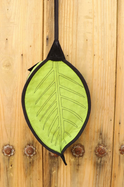 Leaf-Shaped Handbag perfect for Diana the Goddess who loved to run around in the forest by Hello My Goddess